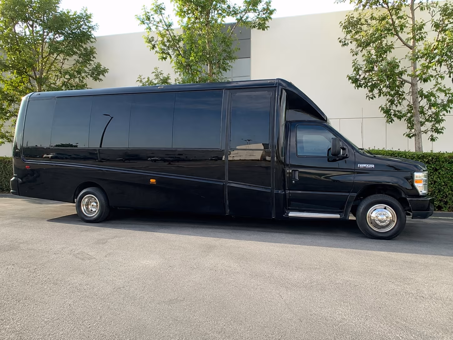missoulacharterbuscompany com is here for remote ranch and resort wedding venues near missoula