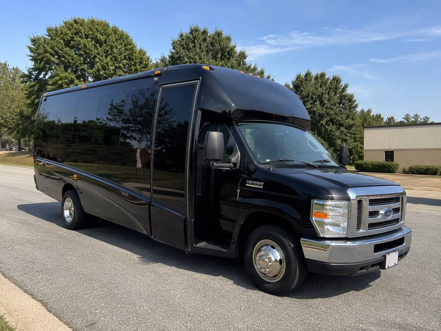 yakima wedding bus transportation in yakima