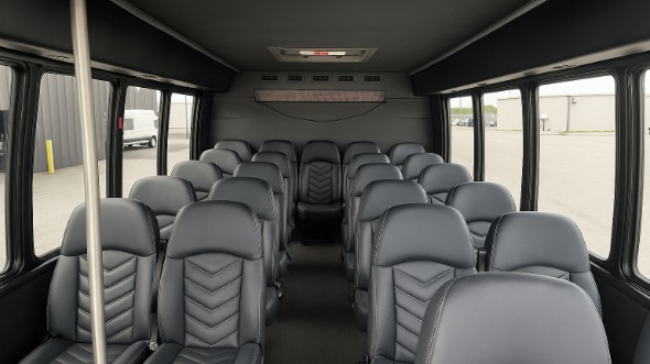 meridian 28 passenger minibus